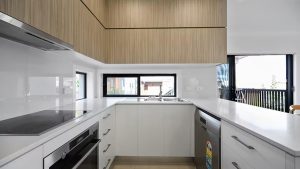 اندازه و متراژ طراحی داخلی آشپزخانه برای سبک کلاسیک و مدرن